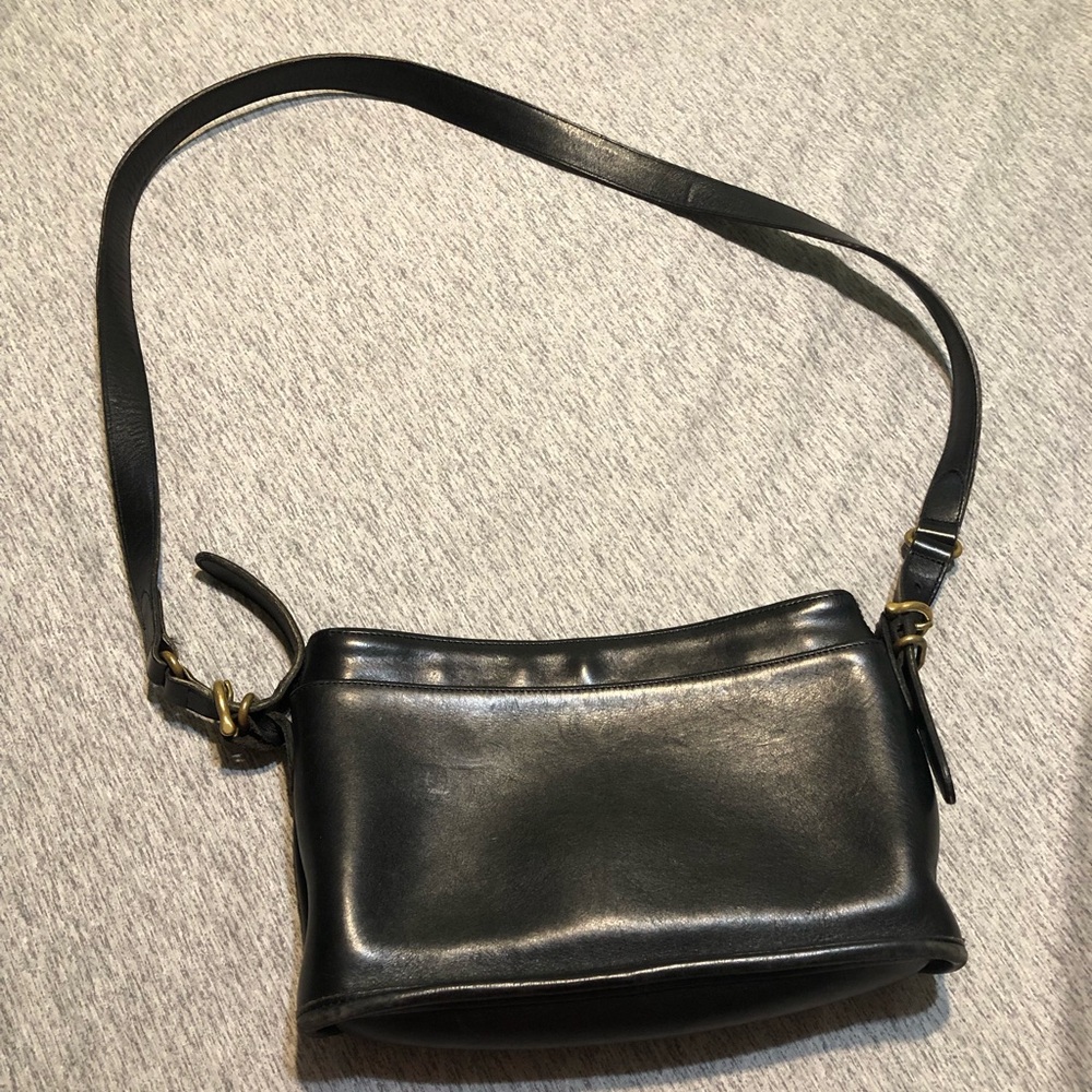 Authentic vintage coach - Picture 1 of 9
